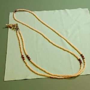 Vintage Seed Beads Cream and Red Sun Glass/Eye Glass Holder Necklace